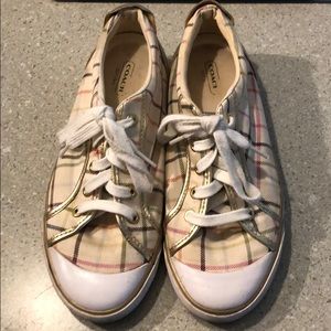 Coach shoes size 9